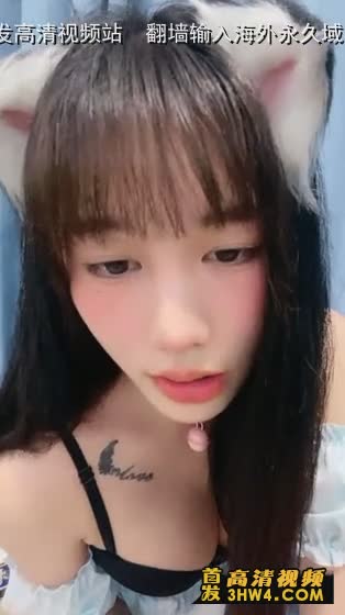 清纯系天花板！极品美少女！洗洗无毛小穴操逼，自己掰开用屌磨蹭，主动骑乘姿势深插到底